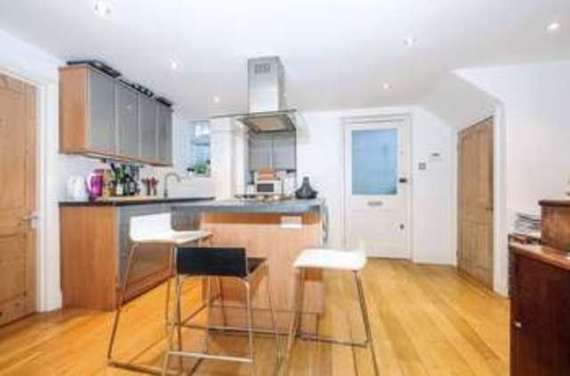 2 bedroom Flat to re...